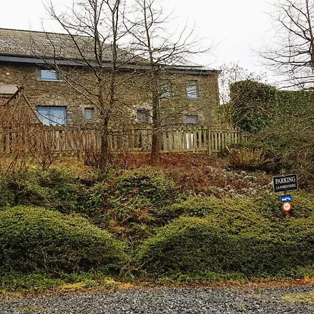 Laforestiere, Ruime Authentieke Vakantiewoning In De Vallei De Semois 펜션