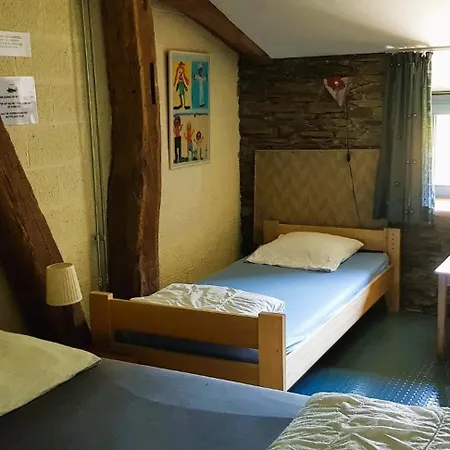 펜션 Laforestiere, Ruime Authentieke Vakantiewoning In De Vallei De Semois